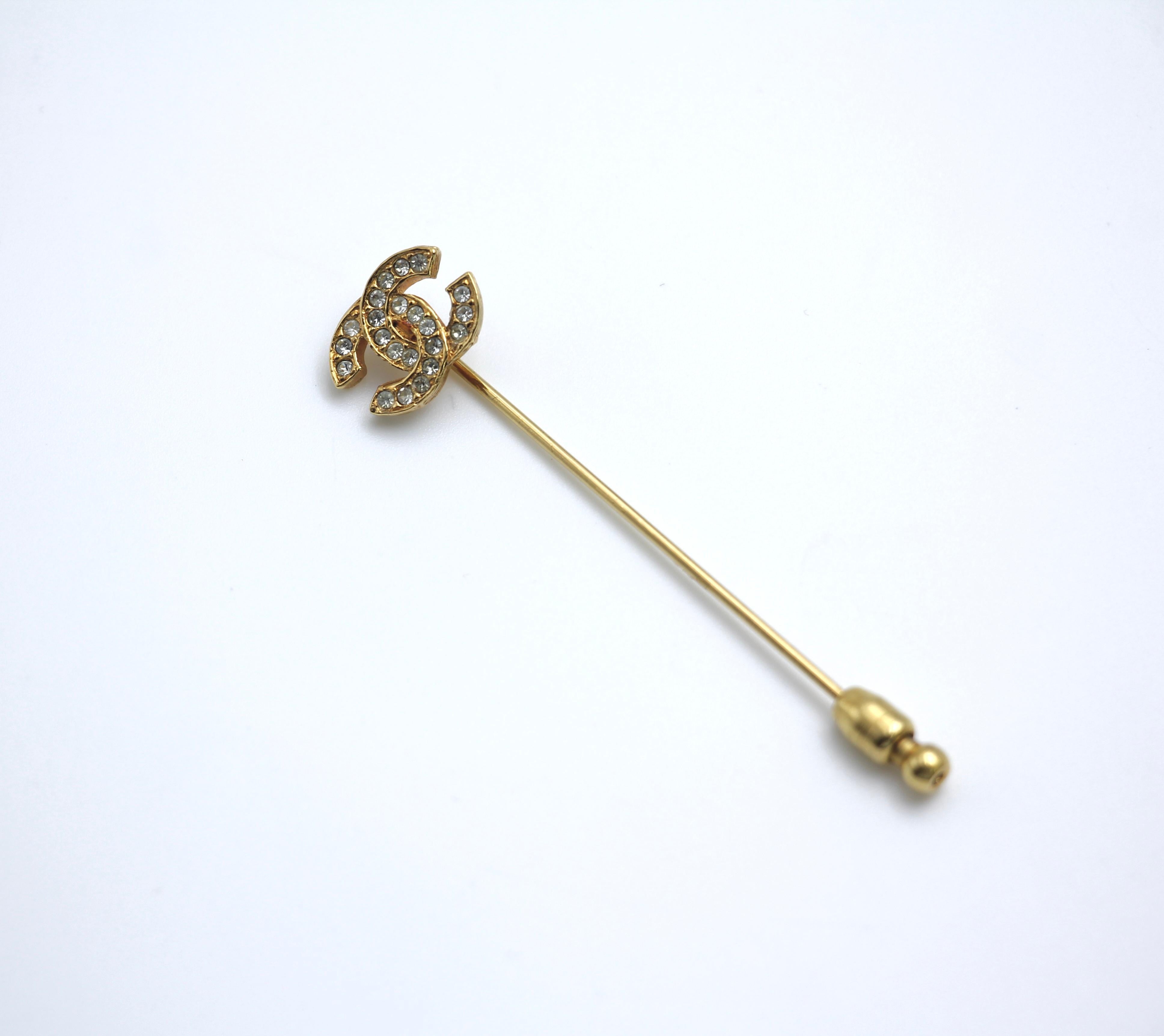 CHANEL Chanel Vintage 71 80 Years Rhinestone Cc Brooch - Onesize Fashion Jewellery - Used fashion item from Top Quality Luxury Designers Bag