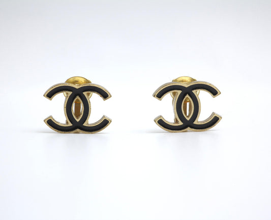 CHANEL Chanel Vintage 03A Enamel Classic Black Cc Earrings - Onesize Fashion Jewellery - Vintage fashion from Top Quality Luxury Designers Bag