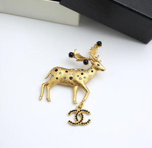 Chanel Vintage 01A Rhinestone Deer Cc Brooch