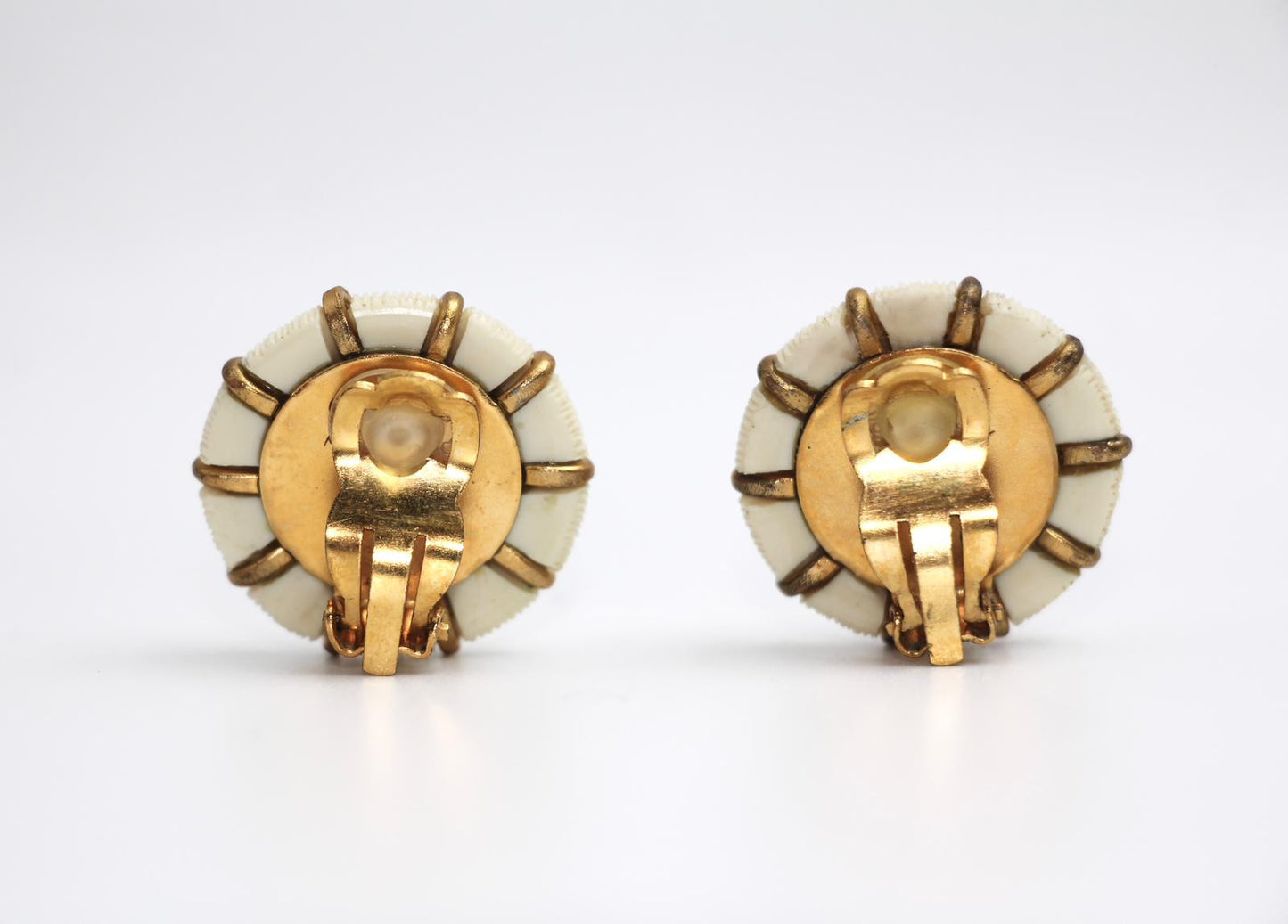 Chanel Vintage 95A Resin Navy Style Clip-On Earrings