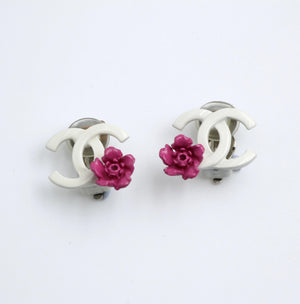 Chanel Vintage 04P Resin Pink Flower Earrings