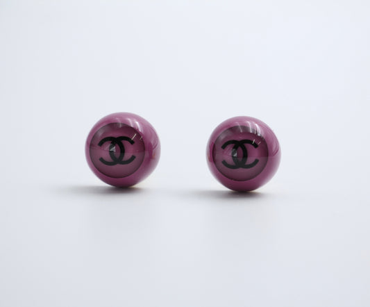 CHANEL Chanel Vintage 01P Resin Purple Round Wave Earrings - Onesize Fashion Jewellery - Vintage fashion from Top Quality Luxury Designers Bag