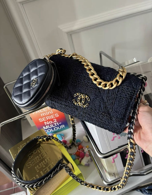 CHANEL Rare Chanel 19bag 2 - Small Crossbody Bag - Used fashion item from Top Quality Luxury Designers Bag
