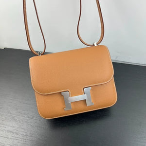 Hermès Constance 19 gold-brown Epsom Leather Palladium Hardware
