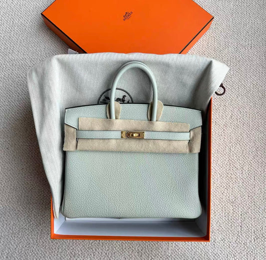 Hermès Hermes birkin 25 ice crystal gray gold hardware togo leather B engraved - 25 Tote Bag - Vintage fashion from Top Quality Luxury Designers Bag