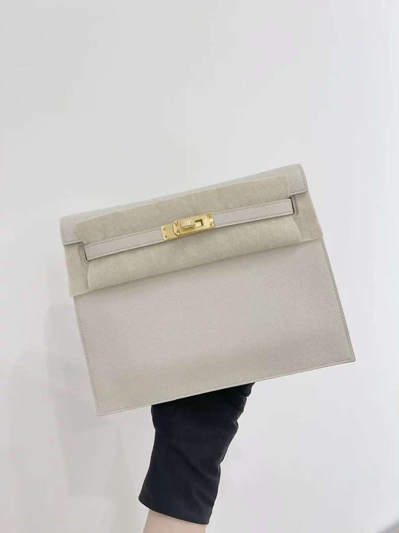 Hermès Kelly Danse White Beton 8L with Gold hardware