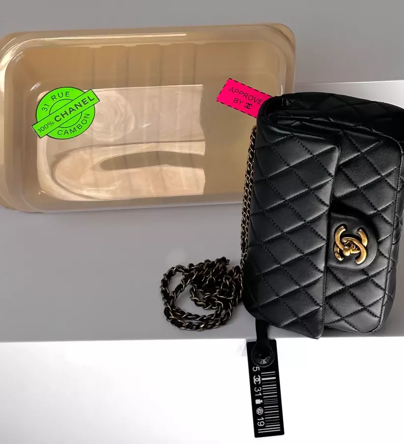 62CBAFB6-F049-4301-93E5-C7A921F38A8B