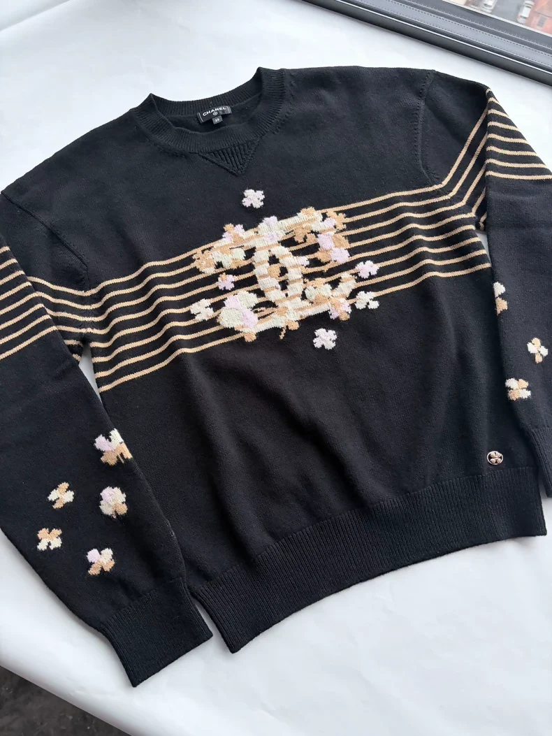 Chanel 24p Floral Cashmere Sweater