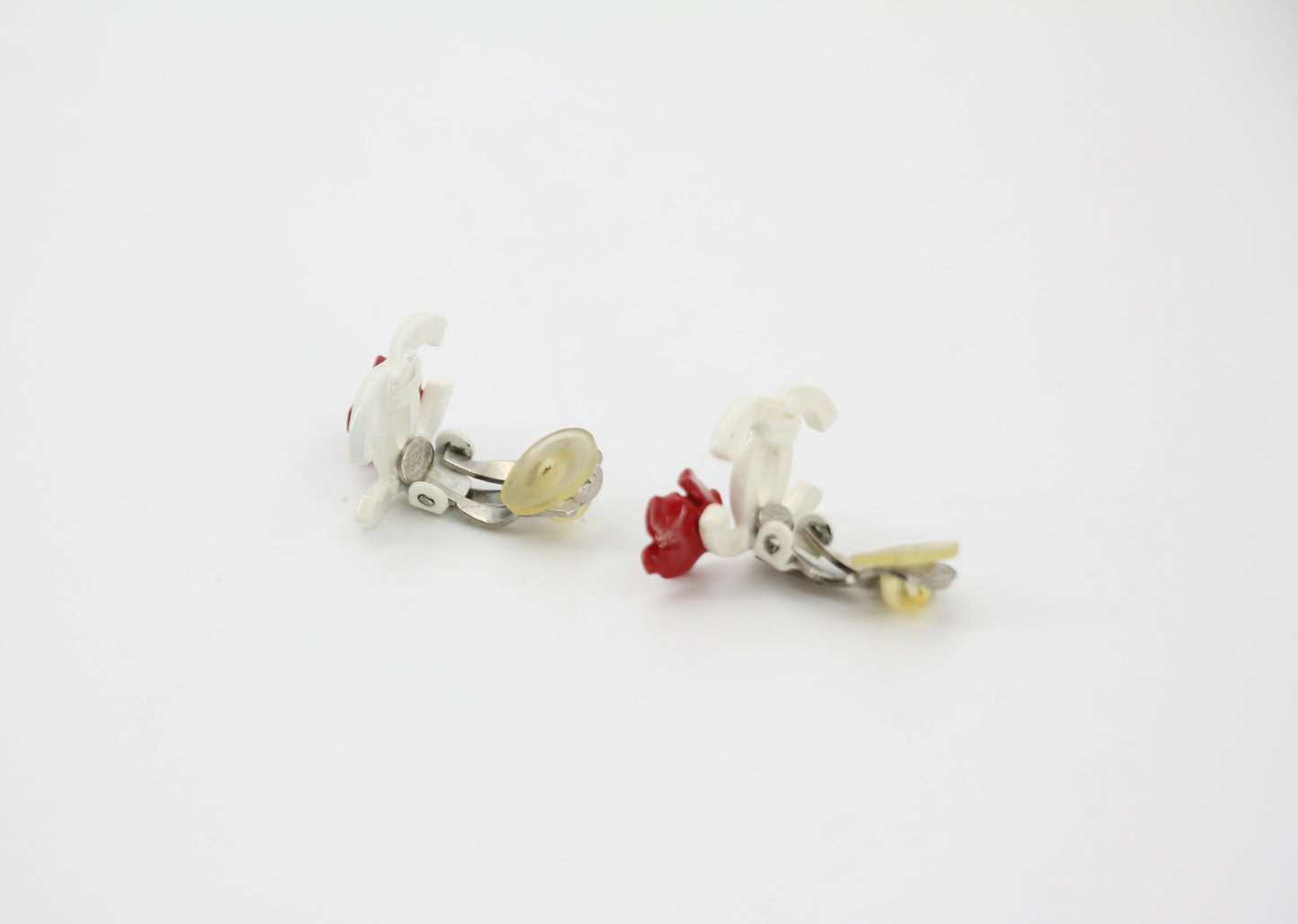 Chanel Vintage 04P Resin Red Flower Clip On Earrings