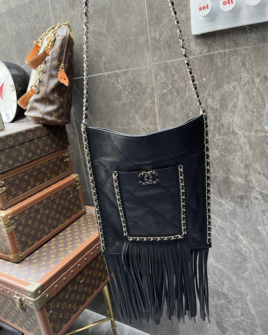 CHANEL Rare Chanel 22c leather chain tassel small - One size Tote Bag - Secondhand luxury from Top Quality Luxury Designers Bag