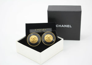 Chanel Vintage 94P Gold-plated Black Gold Walnut Round Large Clip-on Earrings