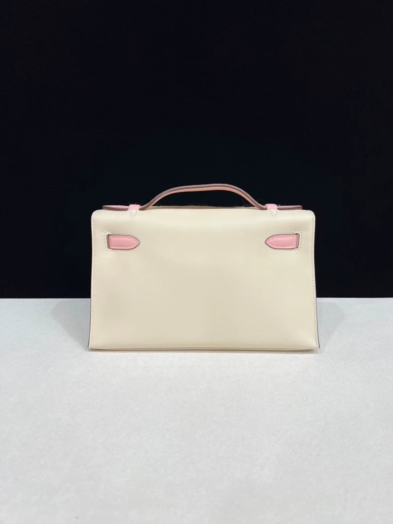Hermes Kelly Pochette Craie  rose Sakura Pink Swift Leather with light gold hardware