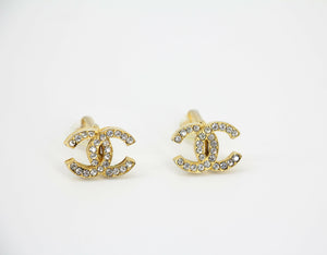 Chanel Vintage 71-80 Rhinestone  Gold-Plated Large CC Clip-on Earrings