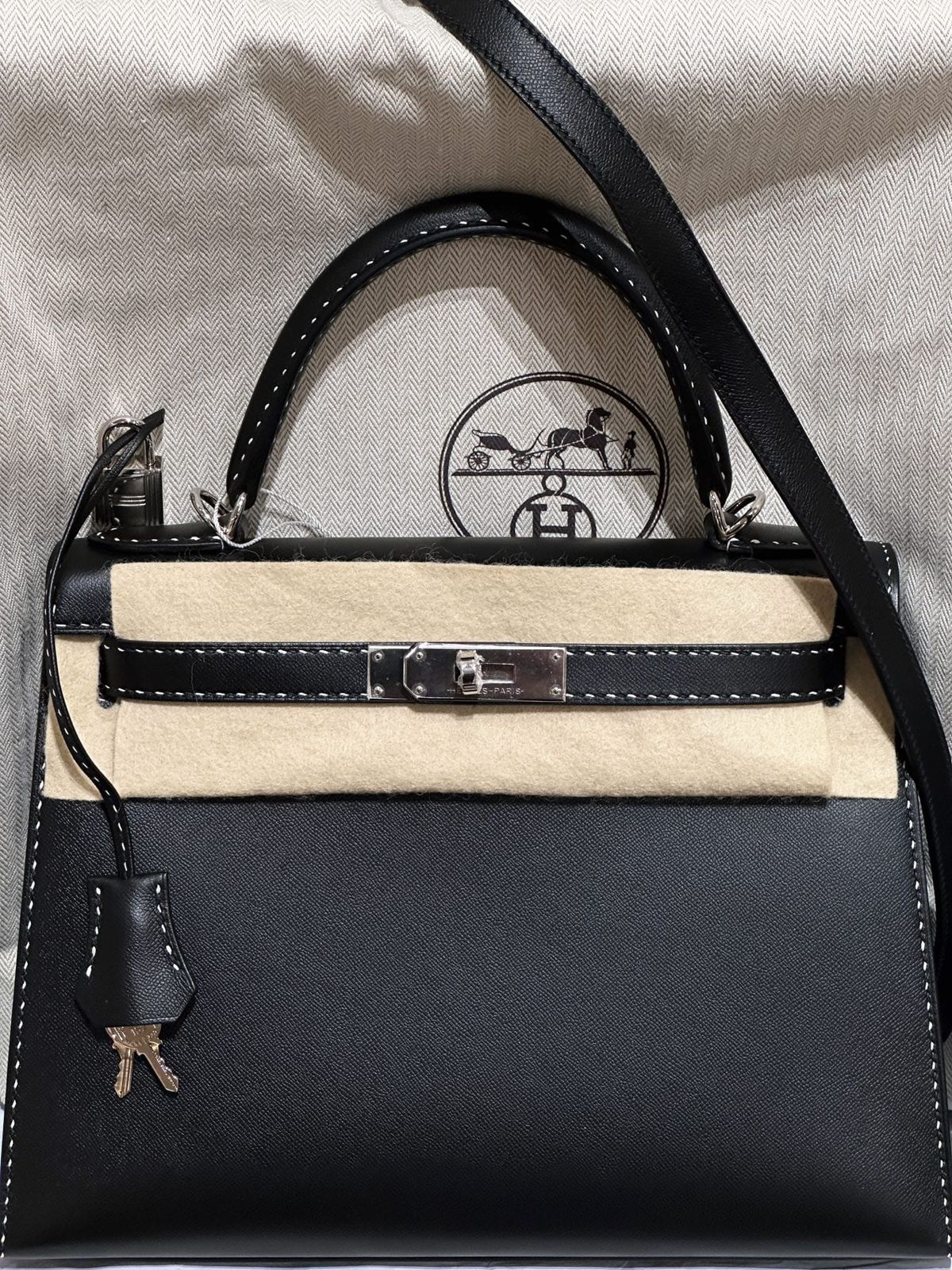 Hermes Kelly 28 Miss You Black Madame Palladium hardware