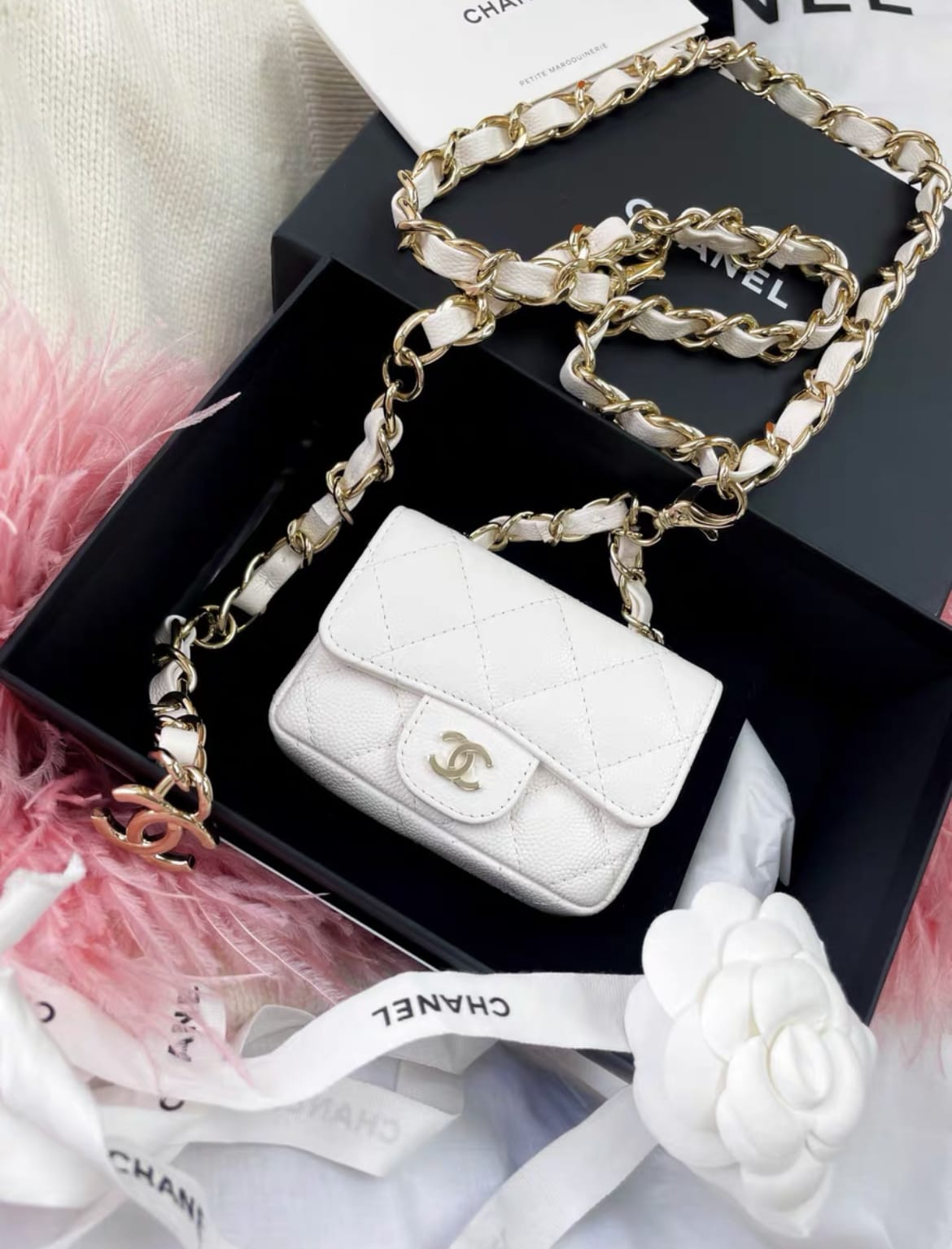 CHANEL Chanel white gold lychee leather belt bag - Mini Mini Bag - Used fashion item from Top Quality Luxury Designers Bag