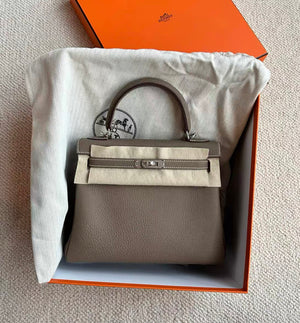 Hermes Kelly 25 Etoupe Togo Leather Palladium hardware