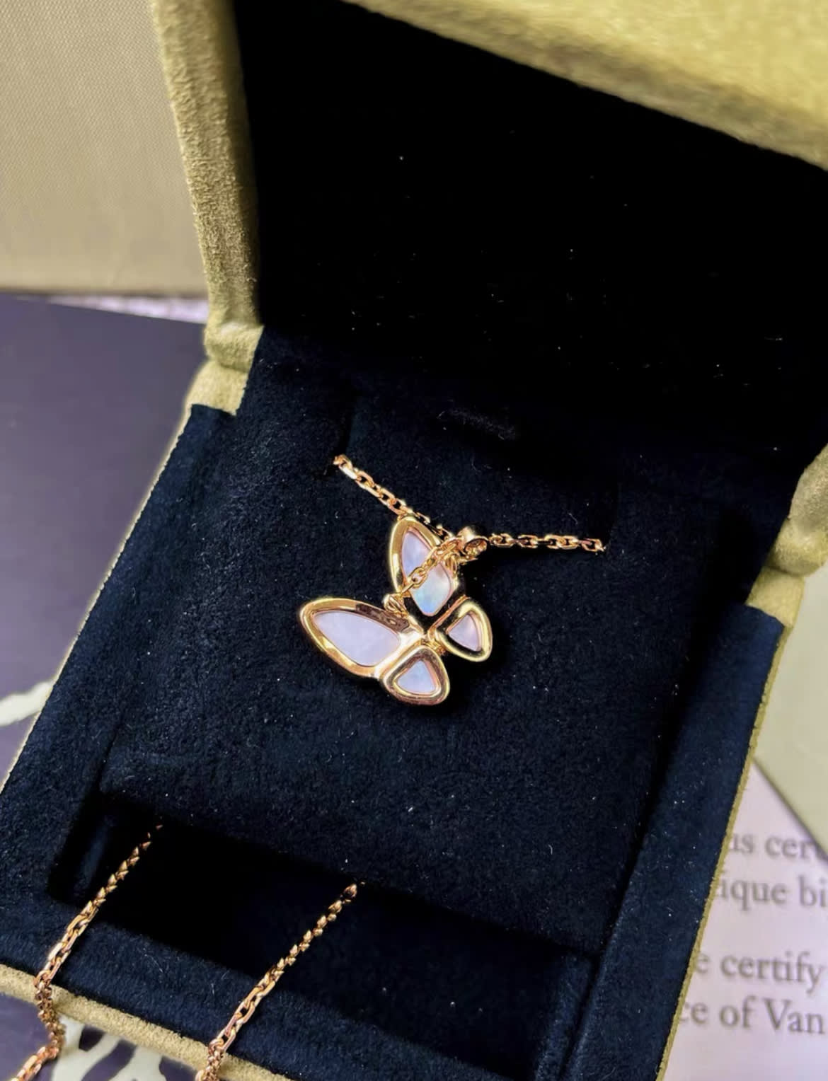 VCA Van Cleef  Arpels butterfly rose gold mother-of-pearl diamond necklace