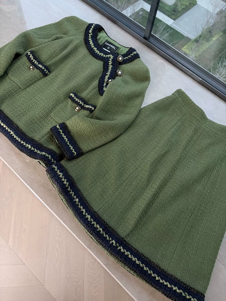 Chanel Shanghai Collection Exquisite Runway Look green sweater and skirt set