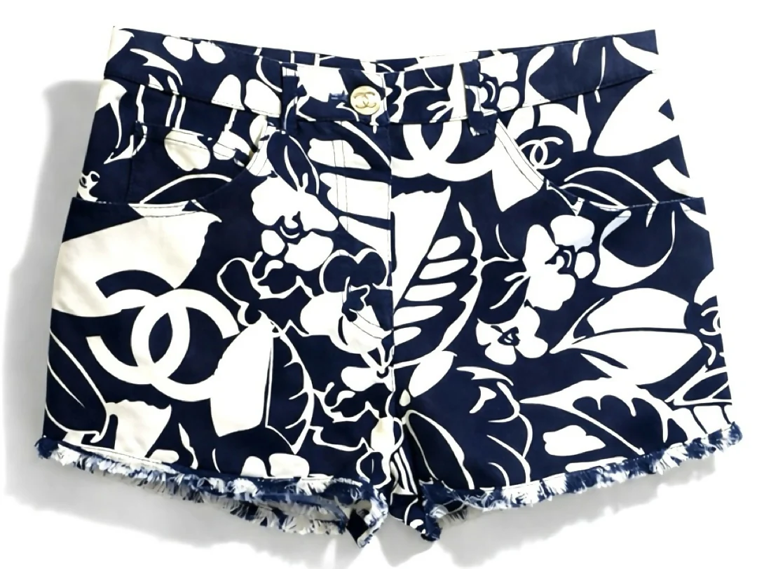 Chanel 2021 Coco Beach Dark Navy Blue White Mini Cotton Shorts FR 38