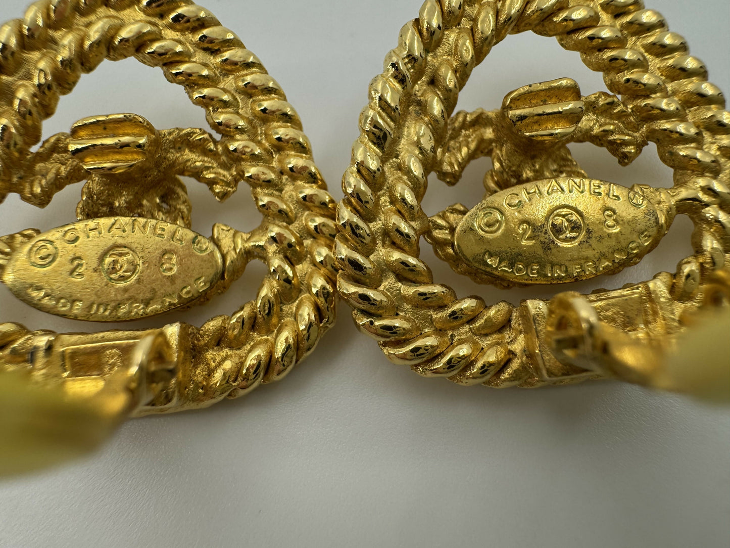 Chanel Vintage 86-92 Gold-plated Triangular Gold CC Clip-on Earrings