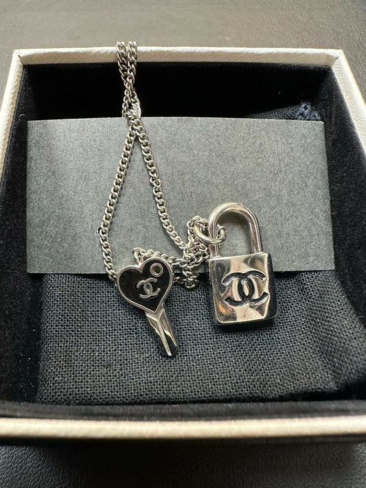 Chanel Vintage 07P Metal CC Logo Silver  Black -Tone Padlock and Key Necklace