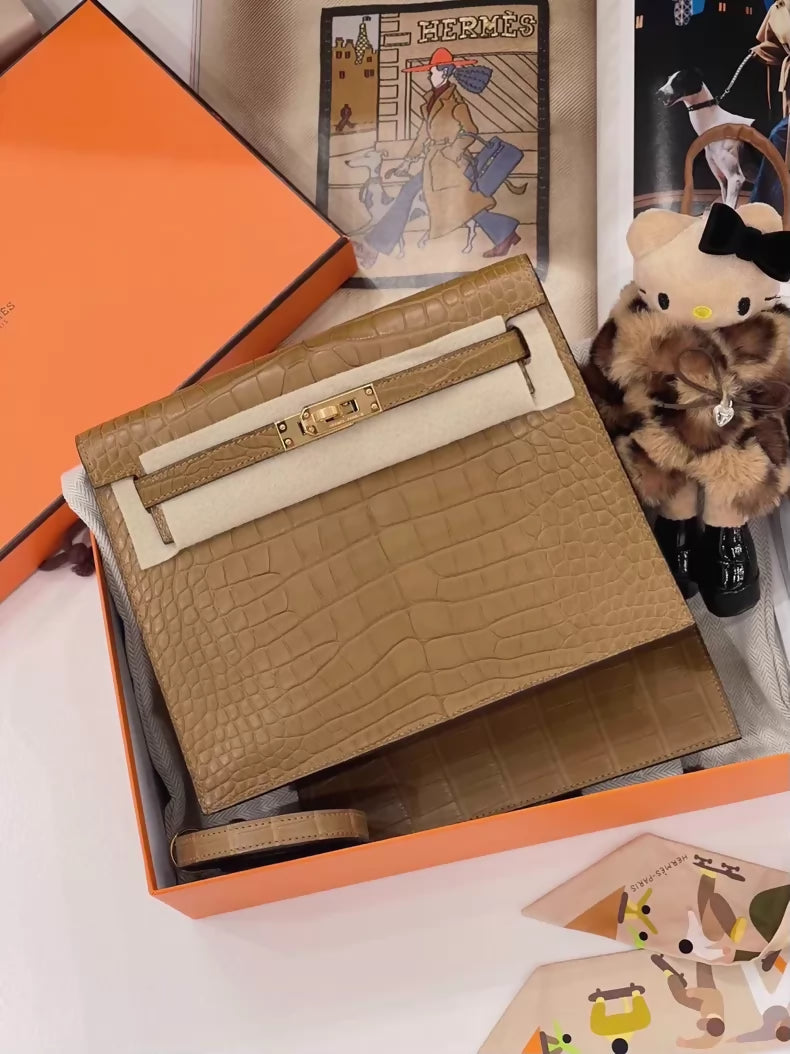 Hermès Kelly Danse Gold matte crocodile leather gold hardware