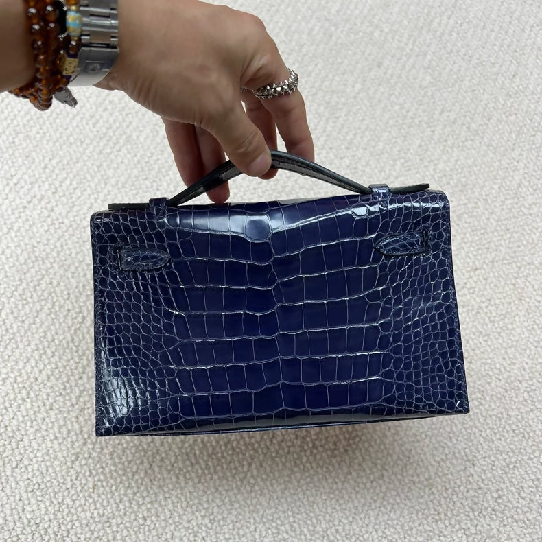 Hermès Kelly pochette M3 Blue shiny Alligator leather gold hardware