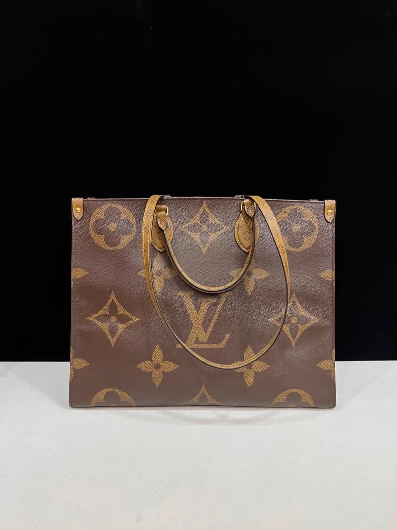 Louis Vuitton Onthego GM Giant Monogram Canvas