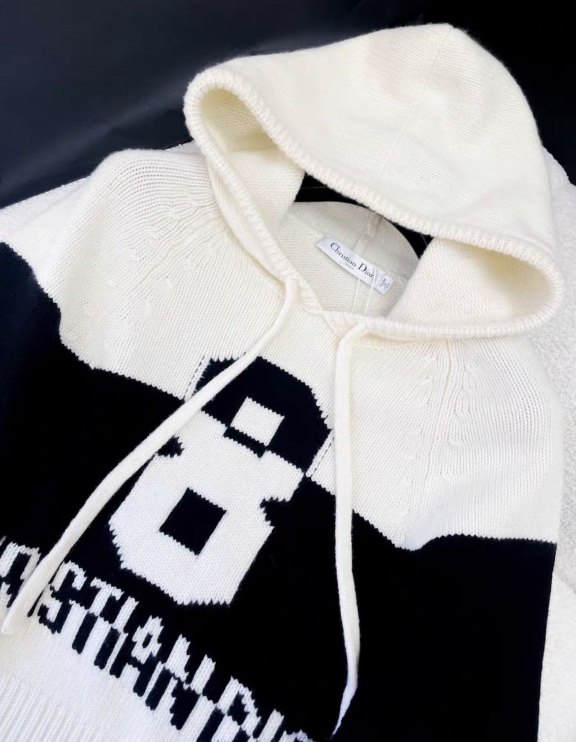 Christian Dior Soft White/Black Christian Dior 8 Hooded Sweater F40