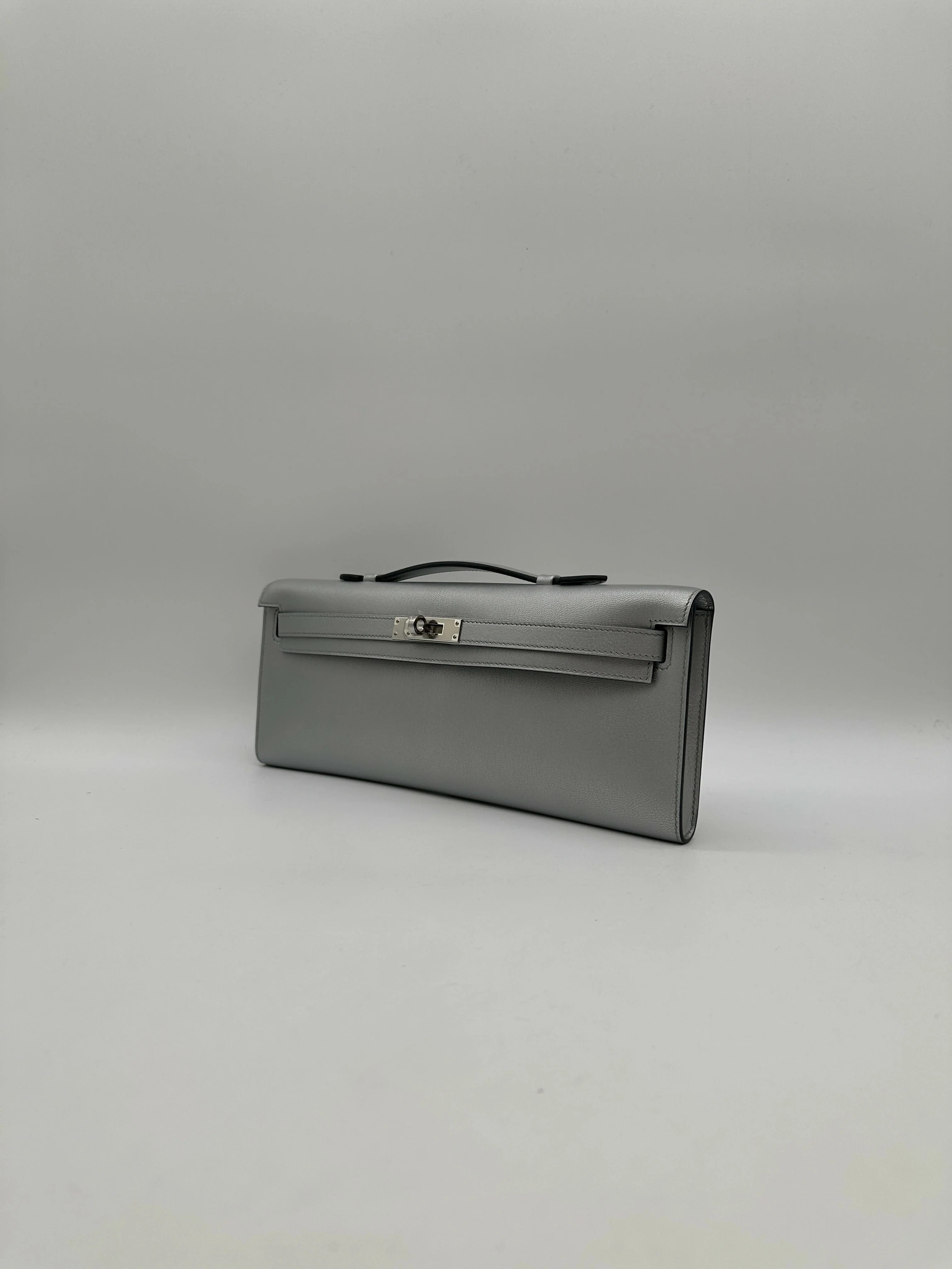 Hermès Kelly Cut Argent Chèvre PHW G 2026