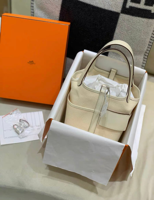 Hermès Hermes Picotin Lock Cargo18/PM Nata Canvas/Swift leather Silver hardware - 18 Bucket Bag - Secondhand luxury from Top Quality Luxury Designers Bag