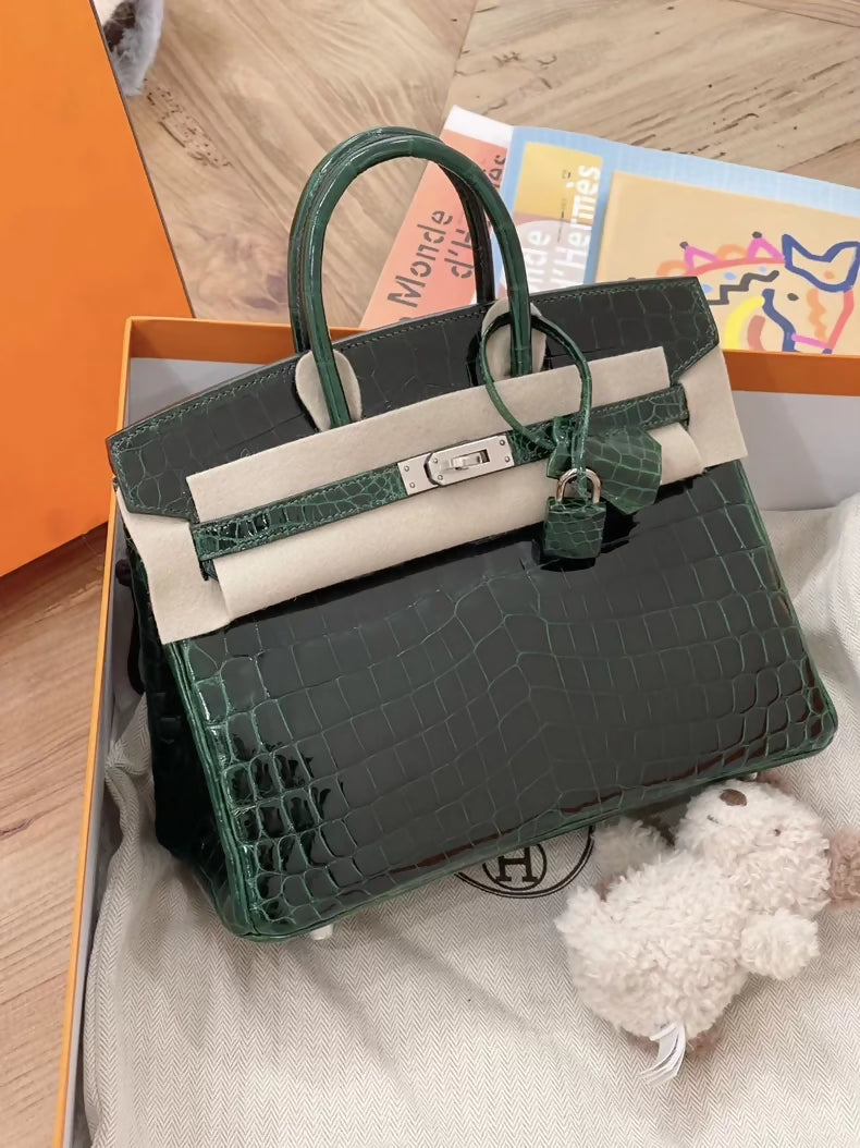 Hermès Birkin 25 emerald green shiny Crocodile leather with palladium hardware