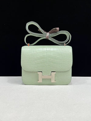Hermes Constance 19 Vert Peppermint Alligator Leather Palladium Hardware