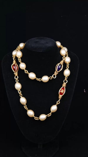 Chanel Red Openwork Glass and Pearl Long Necklace