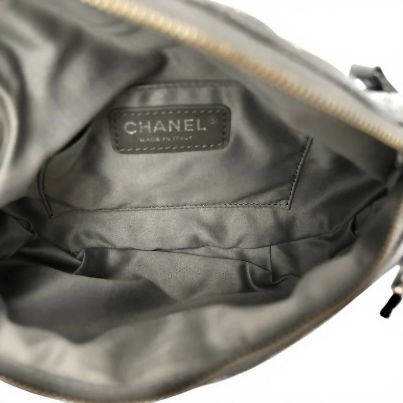 Chanel Quilted Metallic Silver Goatskin Banana Classic Waist Bag Fanny Pack