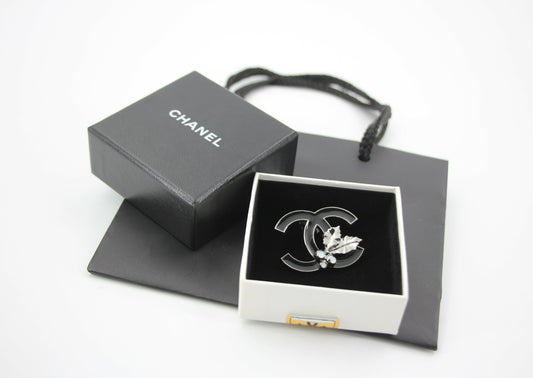Chanel Vintage 05A Enamel Black CC Leaf Brooch