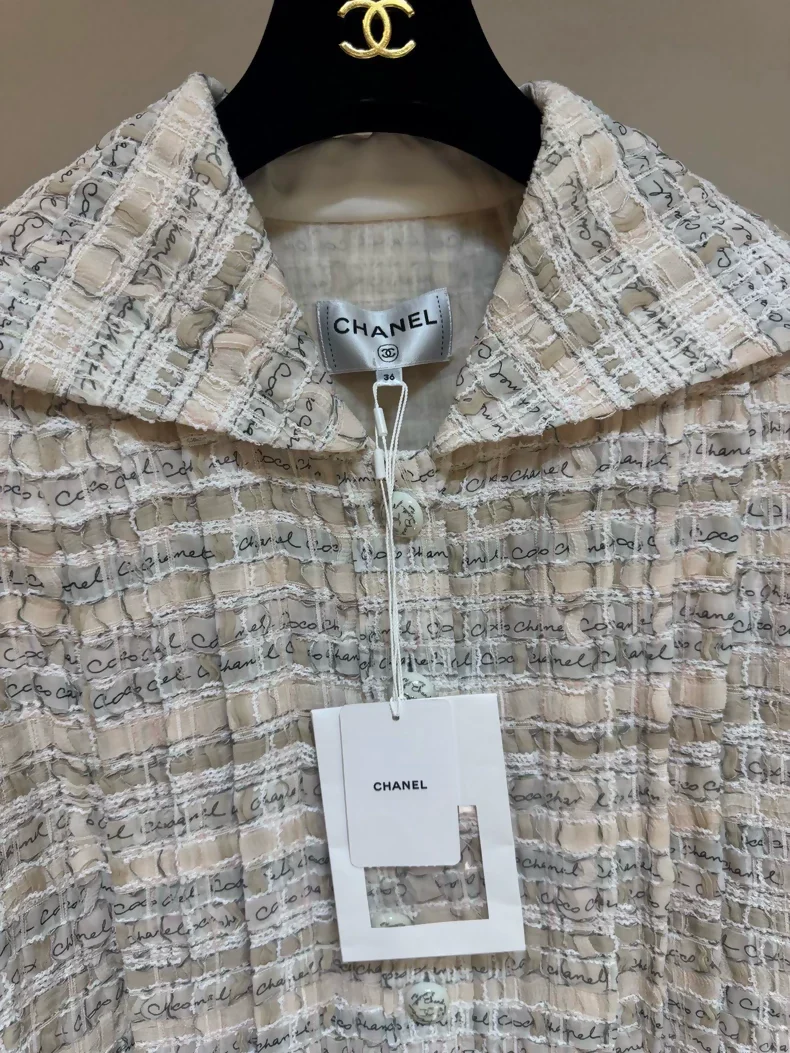 Chanel 22P Light Pink tweed Vest