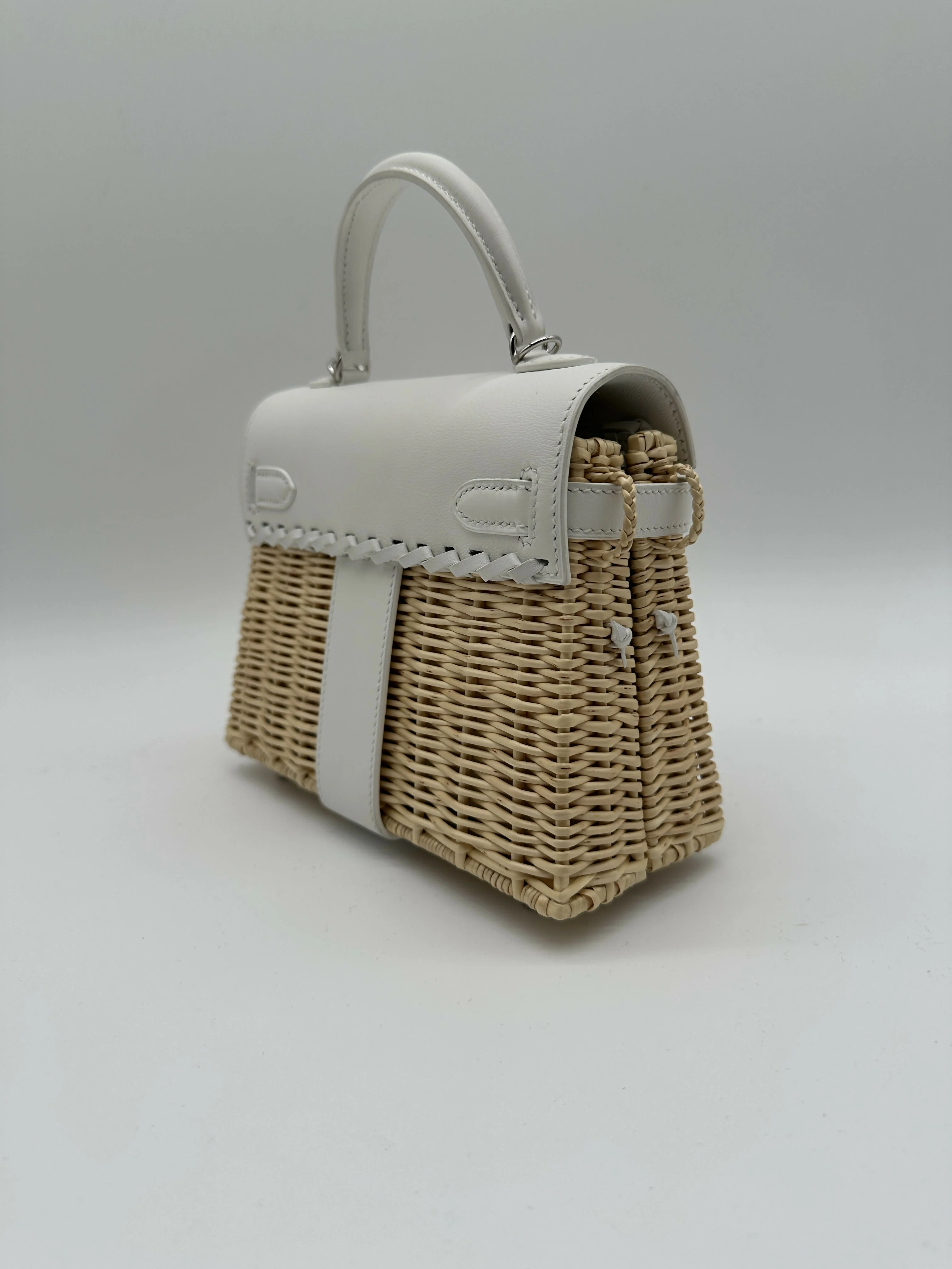 Hermès Kelly 20 Picnic Blanc Swift & Osier PHW B 2024