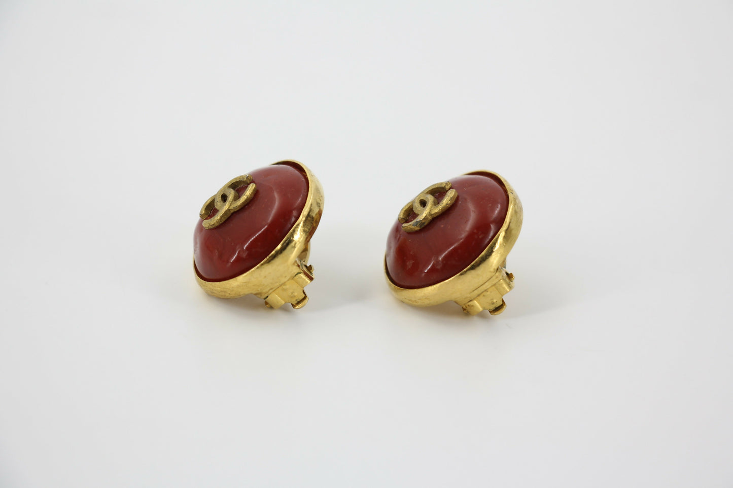 Chanel Vintage 98P Imitation Beeswax Red  Gold-Tone CC Clip-On Earrings