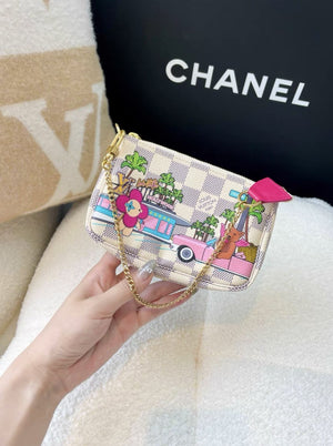LV Louis Vuitton Christmas Limited White Checkerboard Vivienne Graffiti Bag