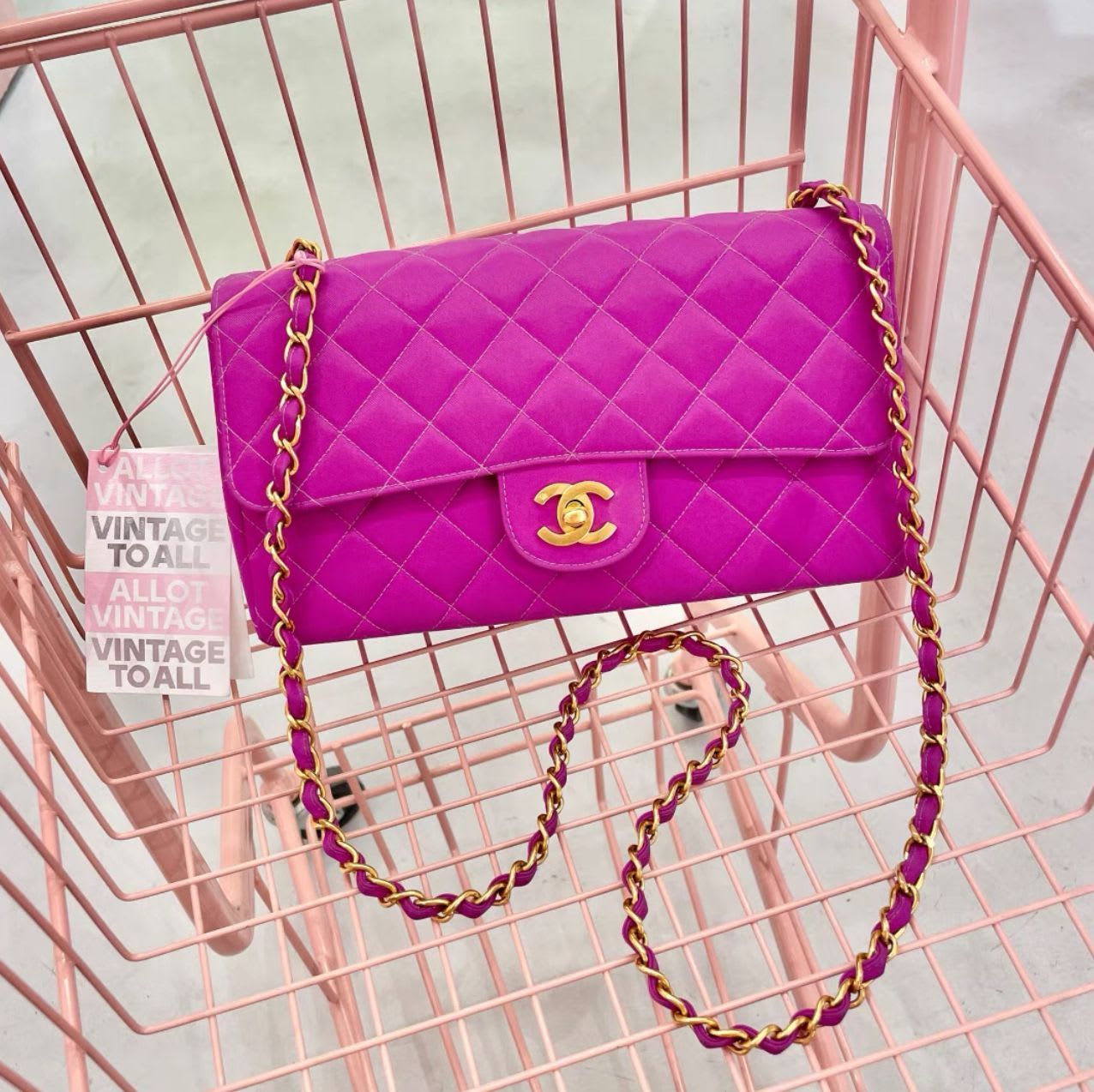 CHANEL Vintage Chanel rose satin Gold hardware - Dimensions: length 26 width 7 height 15 Crossbody Bag - Used fashion item from Top Quality Luxury Designers Bag