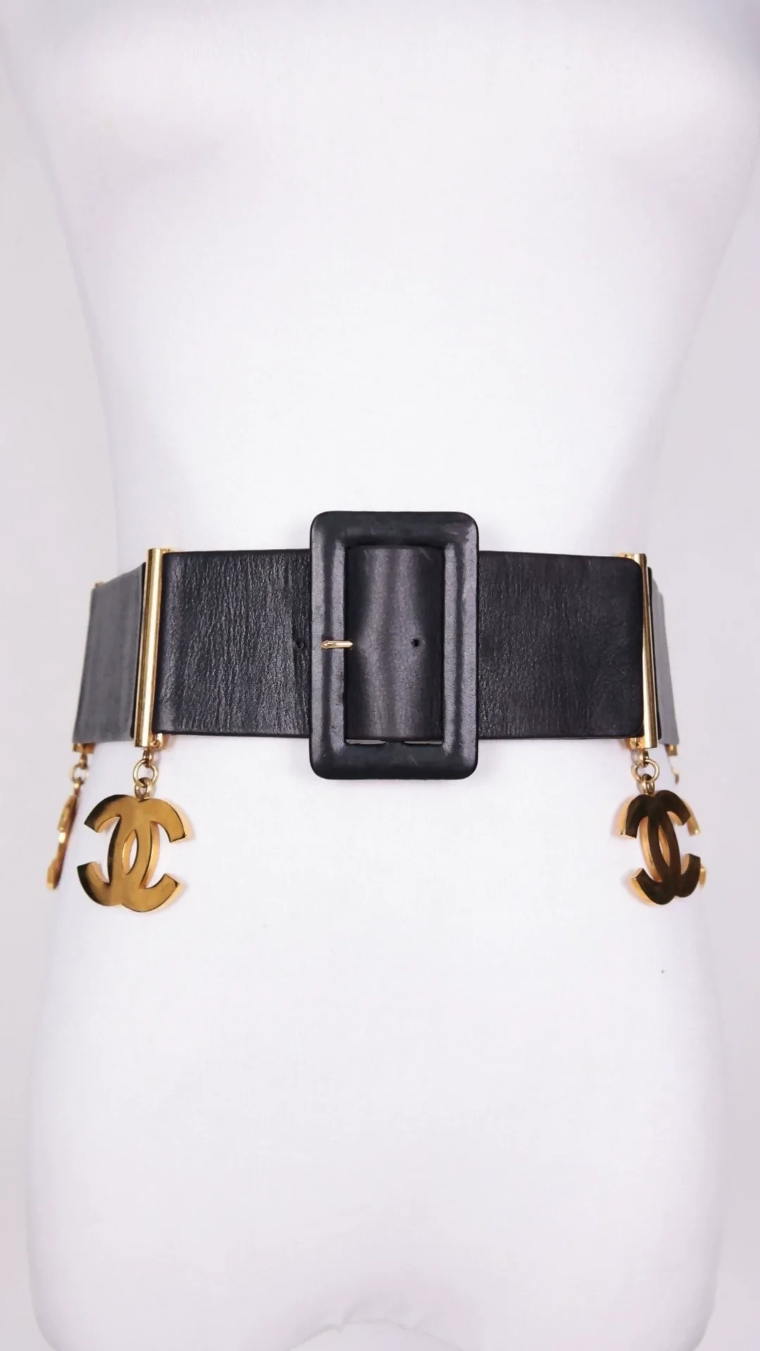 1993 Chanel CC pendant, black wide belt