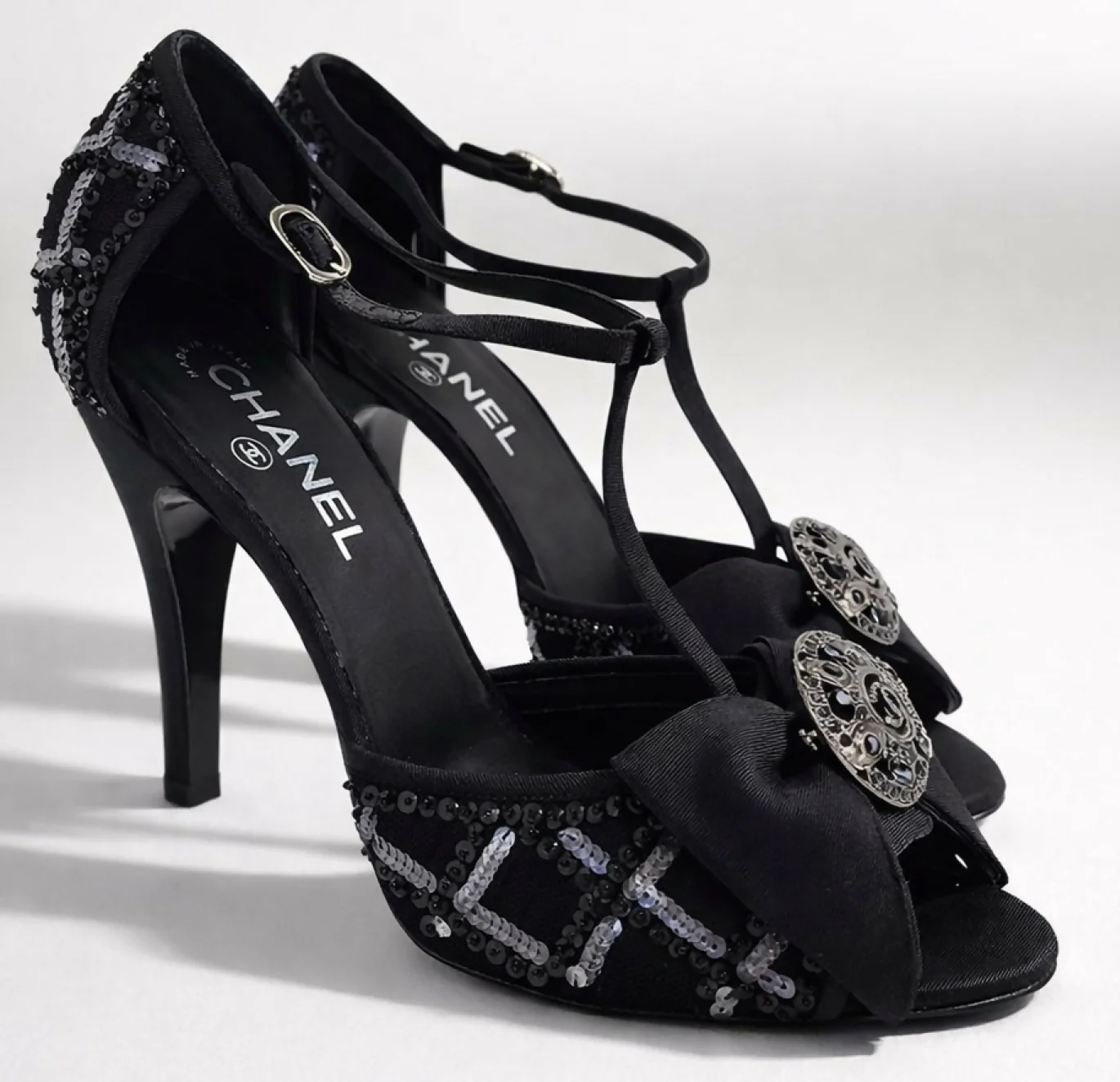Chanel 09P Removable CC Brooch Black Sequin Bow Strap Heels EU 40