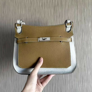 Hermès Jypsiere 34 shoulder bag in Biscuit  Pearl Gray with Palladium Hardware