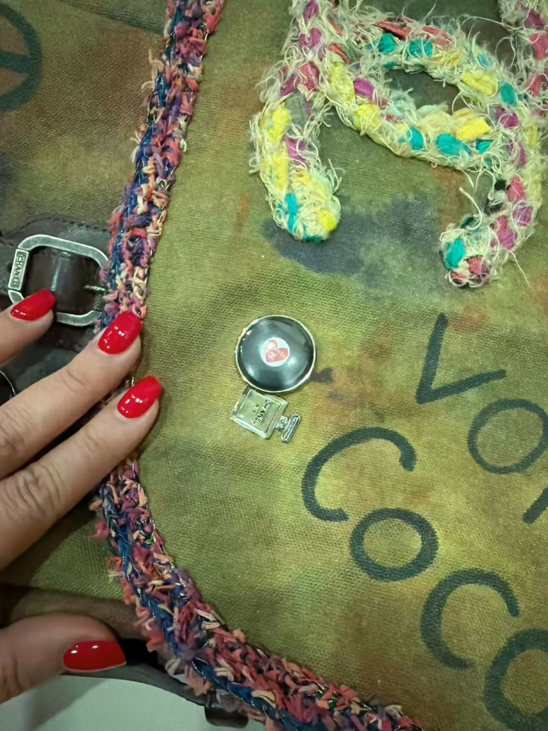 Chanel Vintage graffiti shoulder bag medium