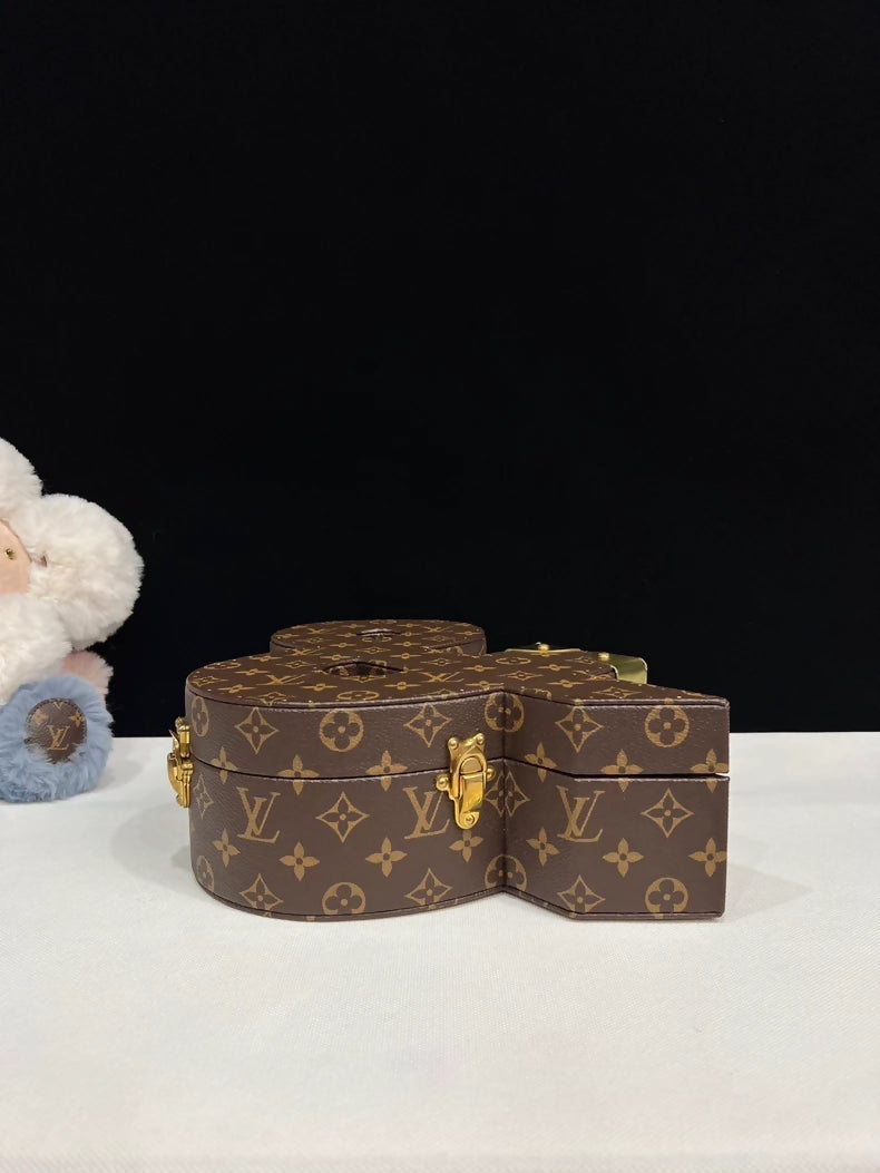Louis Vuitton Letter Trunk bag
