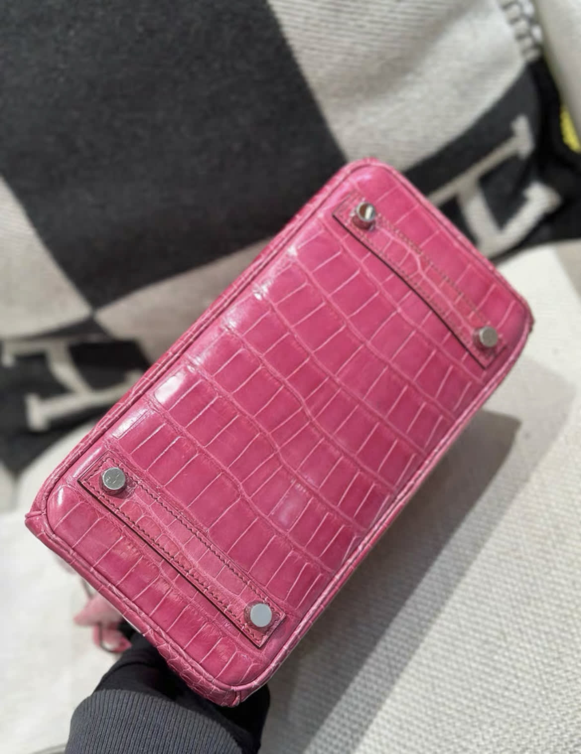 Hermes Birkin 25 Pink Matte Alligator leather palladium harwdare
