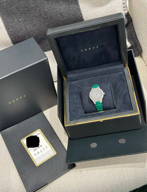 Graff classic butterfly emerald  diamond watch