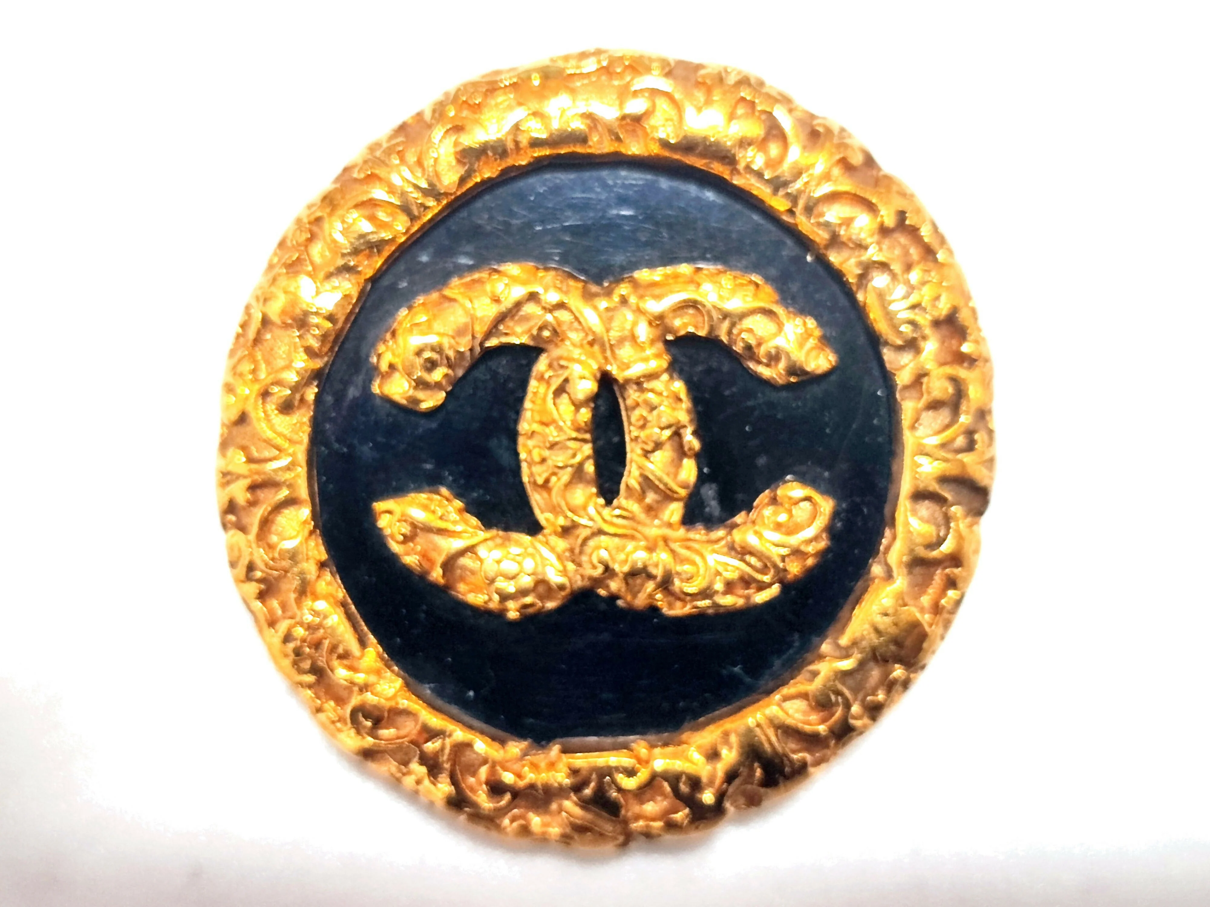 Chanel Vintage 93A Lava Gold Black Coco Mark Round Brooch
