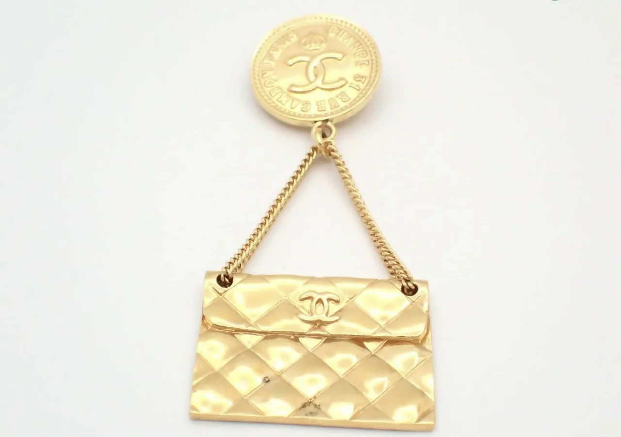 Chanel Vintage Gold Plated Handbag Charm CC Logo Brooch